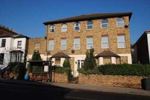 2 bedroom Flat to re...